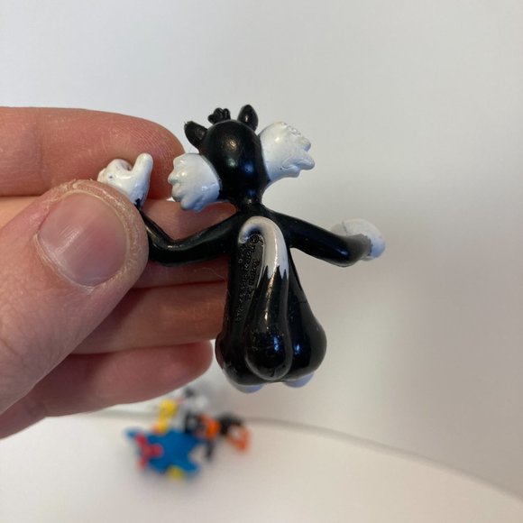 Vintage Looney Tunes 1989 Figures Charan Warner Bros Coyote Bugs Daffy Sylvester - Picture 9 of 14